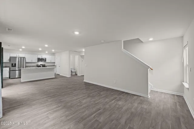 $2,250 | 4112 Ocracoke Court, New Bern, NC 28560