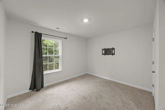 $2,250 | 4112 Ocracoke Court, New Bern, NC 28560