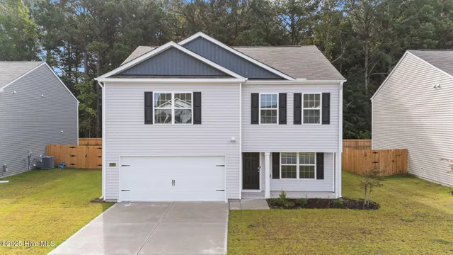 $2,250 | 4112 Ocracoke Court, New Bern, NC 28560