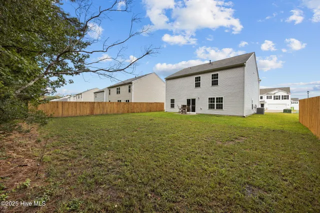 $2,250 | 4112 Ocracoke Court, New Bern, NC 28560