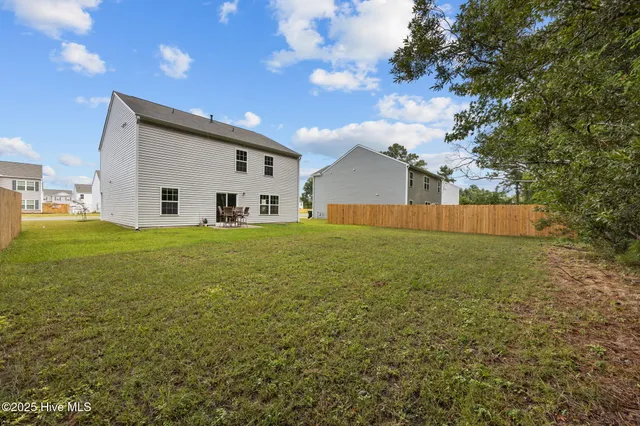 $2,250 | 4112 Ocracoke Court, New Bern, NC 28560