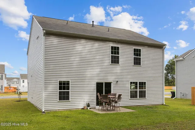 $2,250 | 4112 Ocracoke Court, New Bern, NC 28560