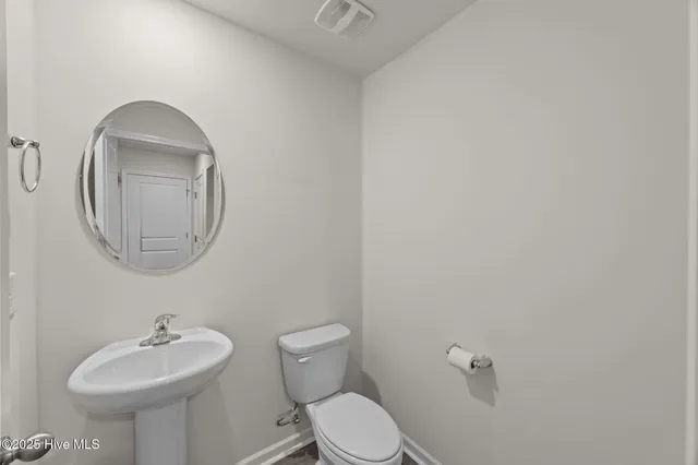 $2,250 | 4112 Ocracoke Court, New Bern, NC 28560