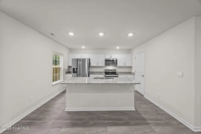 $2,250 | 4112 Ocracoke Court, New Bern, NC 28560