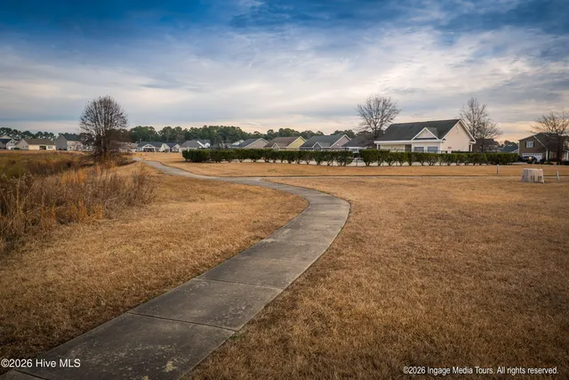 $324,900 | 825 Jade Lane, Winterville, NC 28590