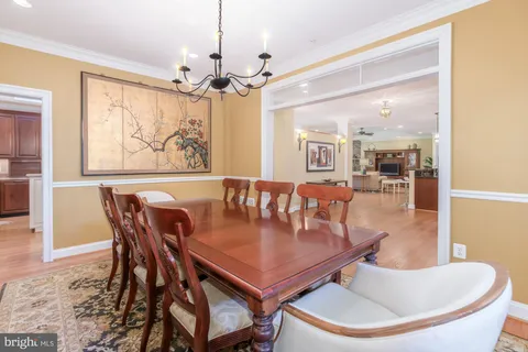 $2,100,000 | 5601 Vernon Place, Bethesda, MD 20817