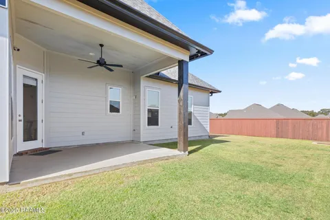 $344,000 | 203 Olivewood Drive, Lafayette, LA 70508