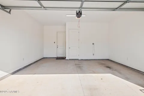 $344,000 | 203 Olivewood Drive, Lafayette, LA 70508