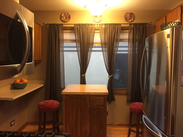 3638 Harlem Avenue Riverside, IL 60546 - Photo 14 of 21 a bathroom with a sink mirror and toilet