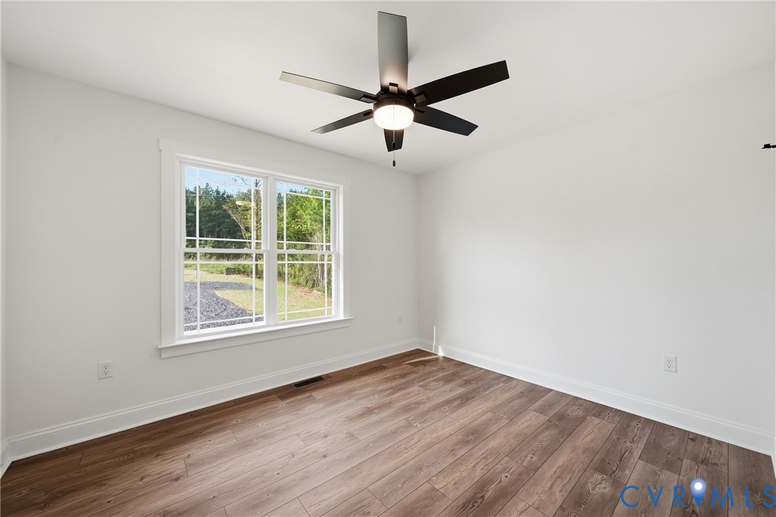 704 Columbia Road Columbia, VA 23038 - Photo 23 of 28 Gallery Image 23