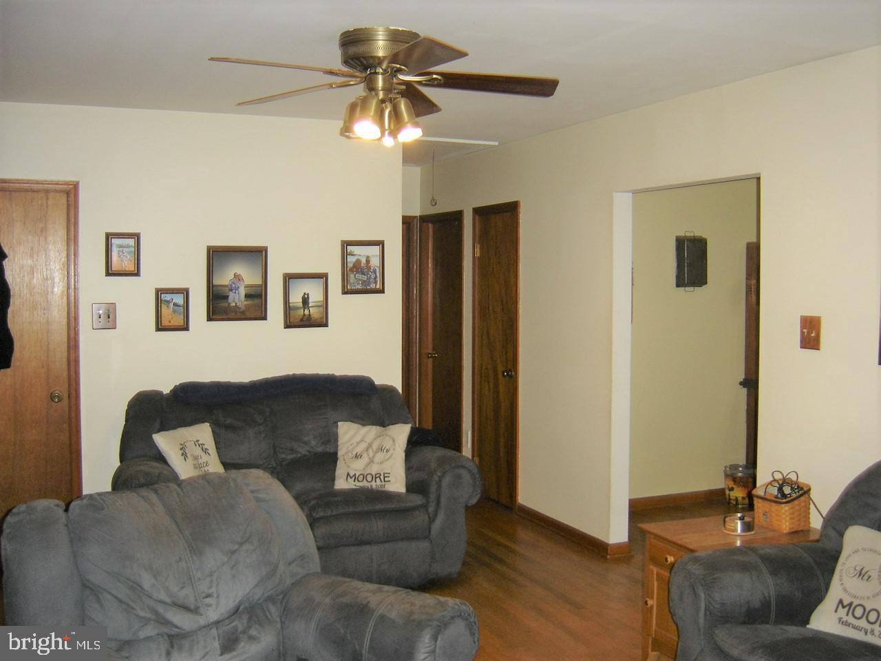 442 Garrison Road Elmer, NJ 08318 - Photo 7 of 15 Living Room