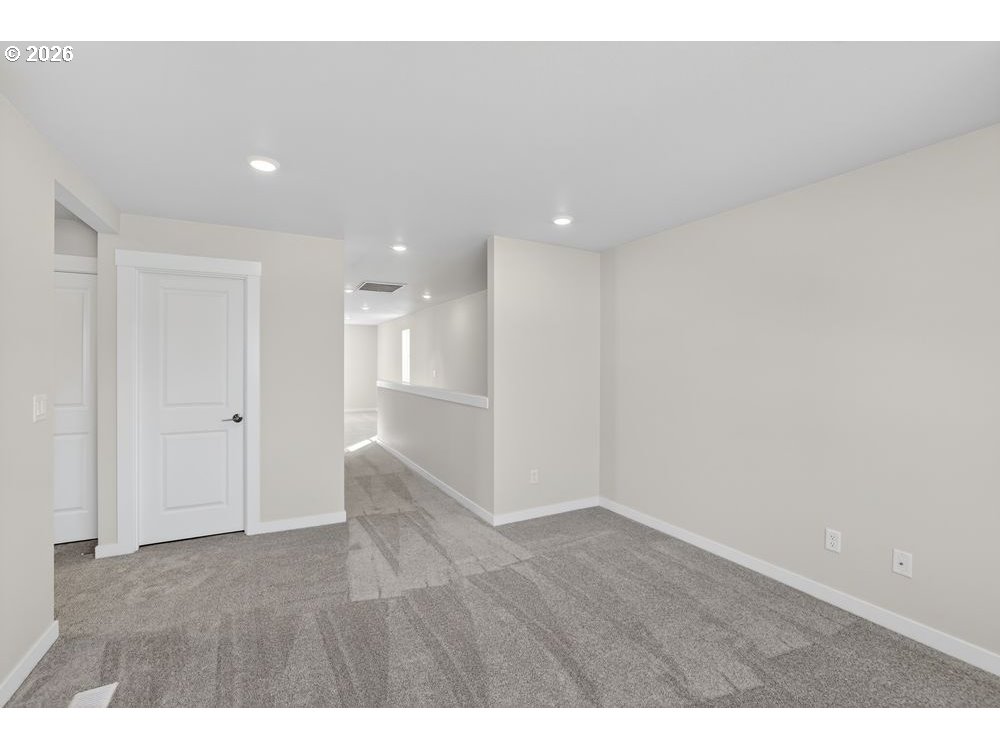 3668 Southwest 37th Street Gresham, OR 97080 - Photo 15 of 27