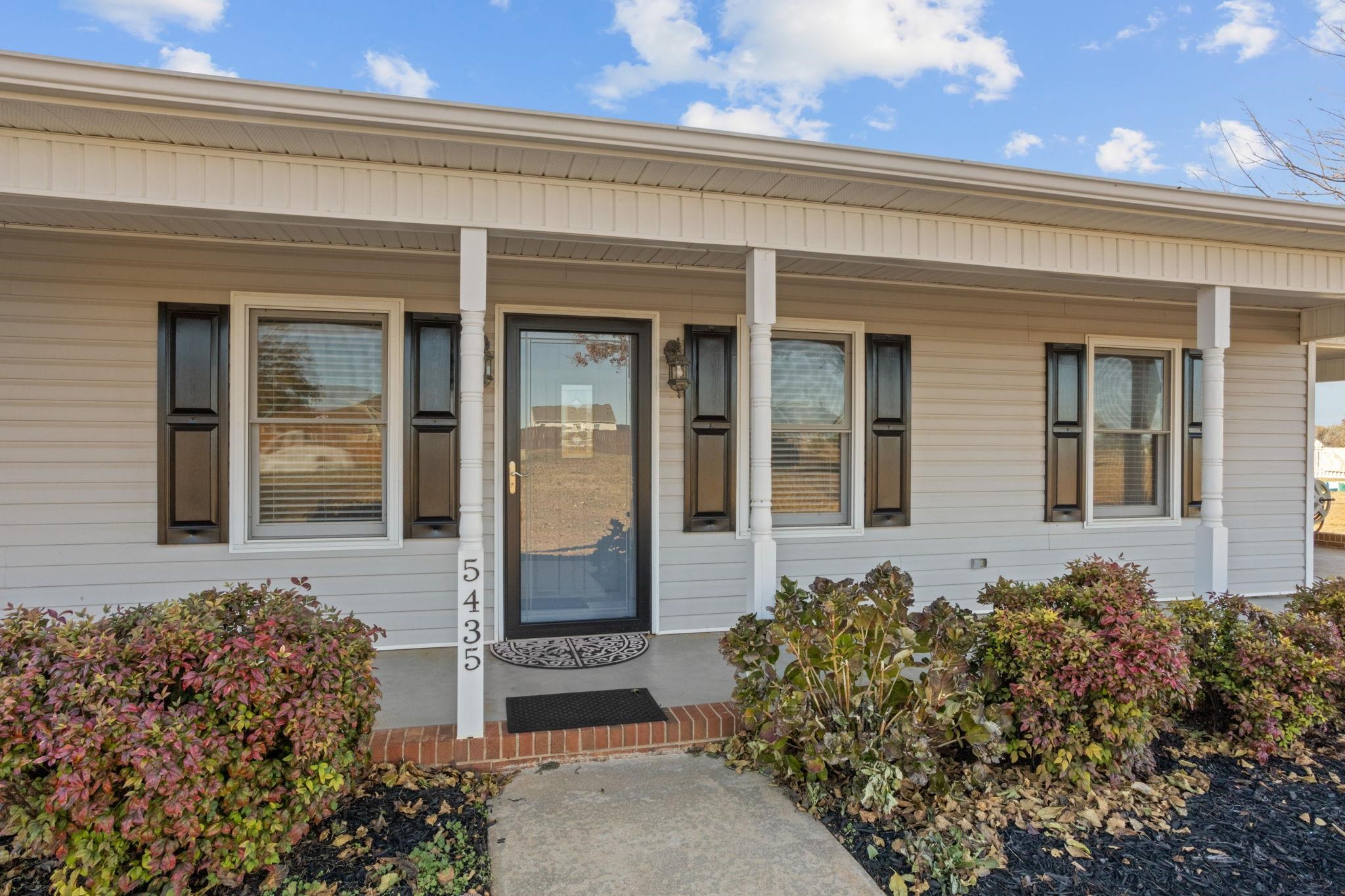 5435 Parris Bridge Road Boiling Springs, SC 29316 - Photo 2 of 27