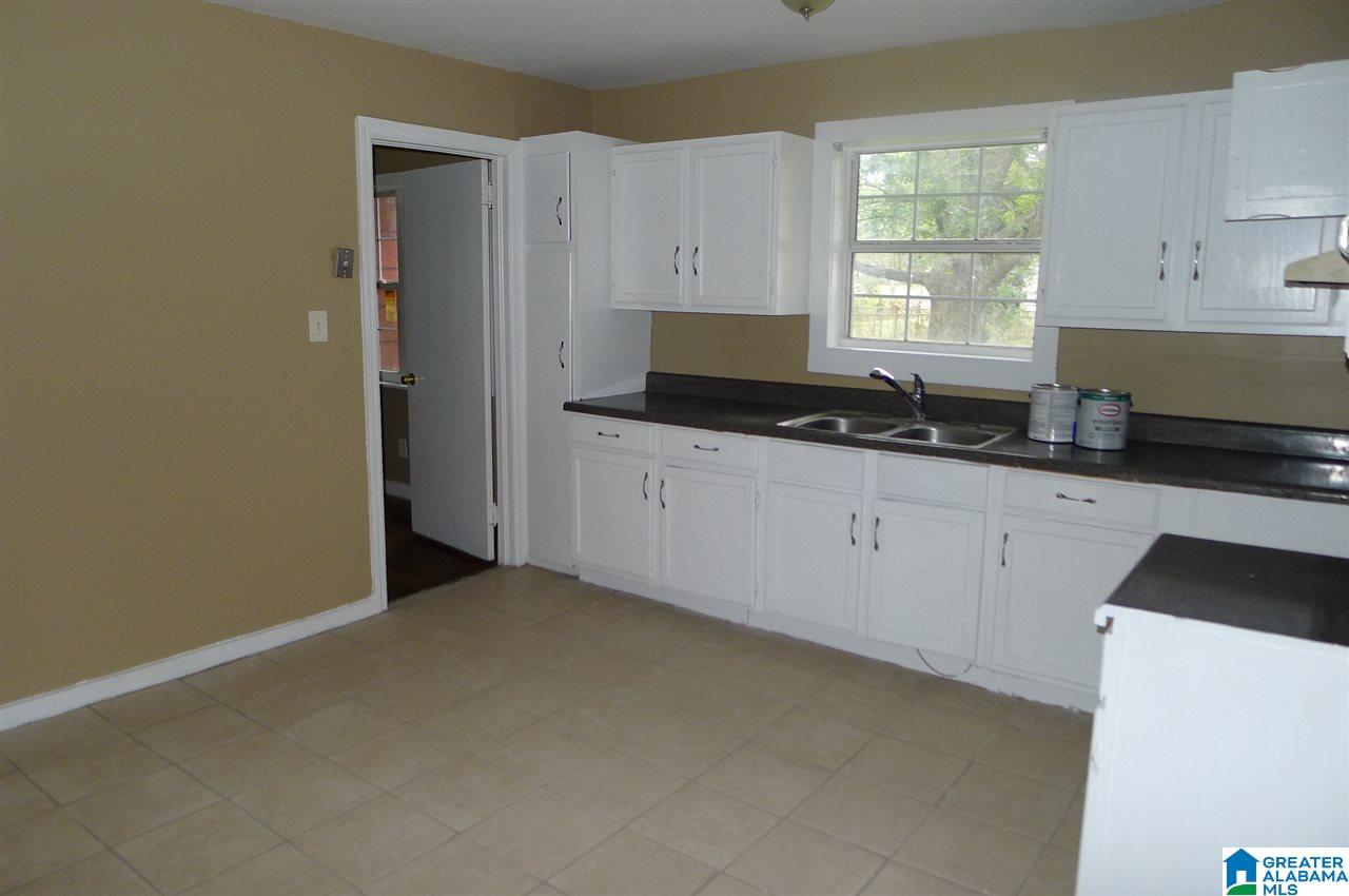 301 27th Street Southwest Birmingham, AL 35211 - Photo 18 of 21