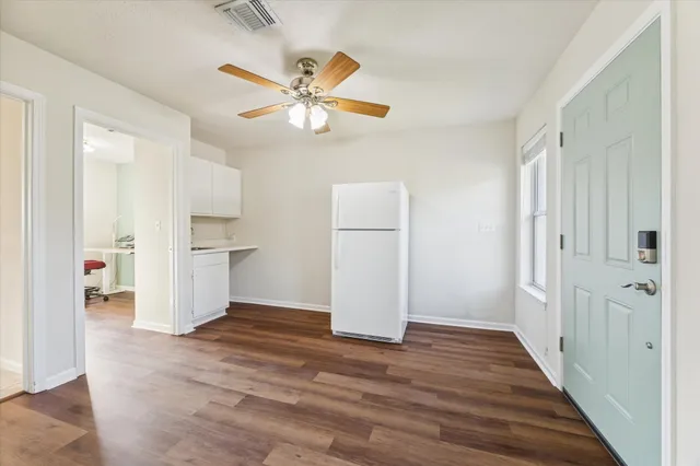 $498,000 | 702 Huntercrest Drive, El Lago, TX 77586