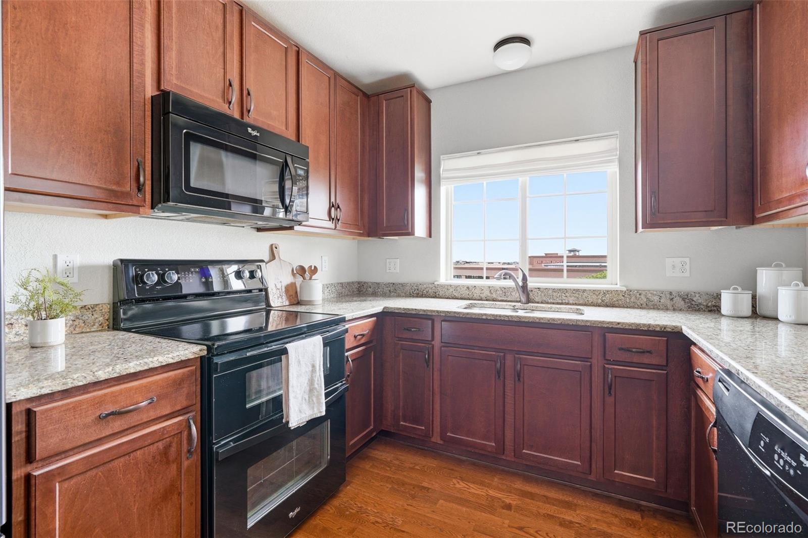 1144 Rockhurst Drive, Unit 308 Highlands Ranch, CO 80129 - Photo 10 of 31