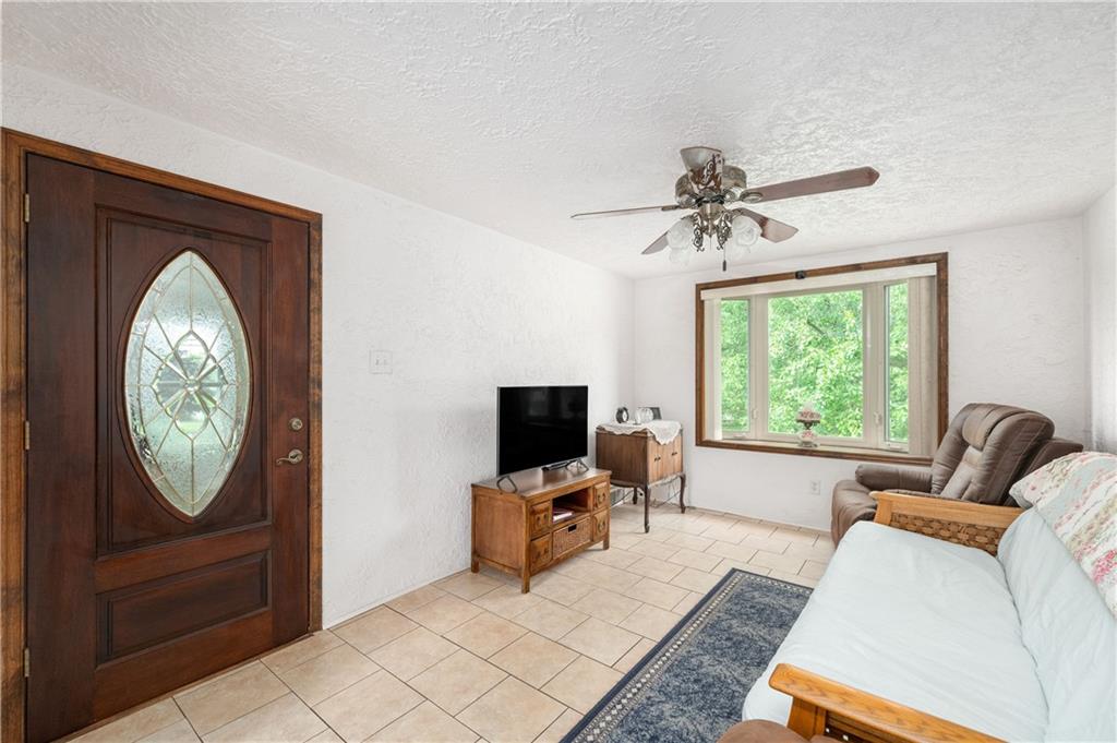 1707 Harlansburg Road New Castle, PA 16101 - Photo 8 of 45 Gallery Image 8