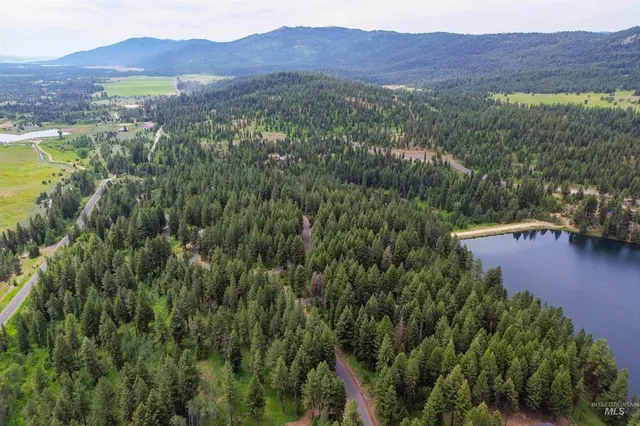 $450,000 | 280 Blackhawk Lake Drive, McCall, ID 83638