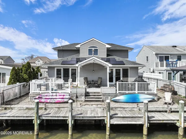 $895,000 | 39 Pilot Road, Toms River, NJ 08753