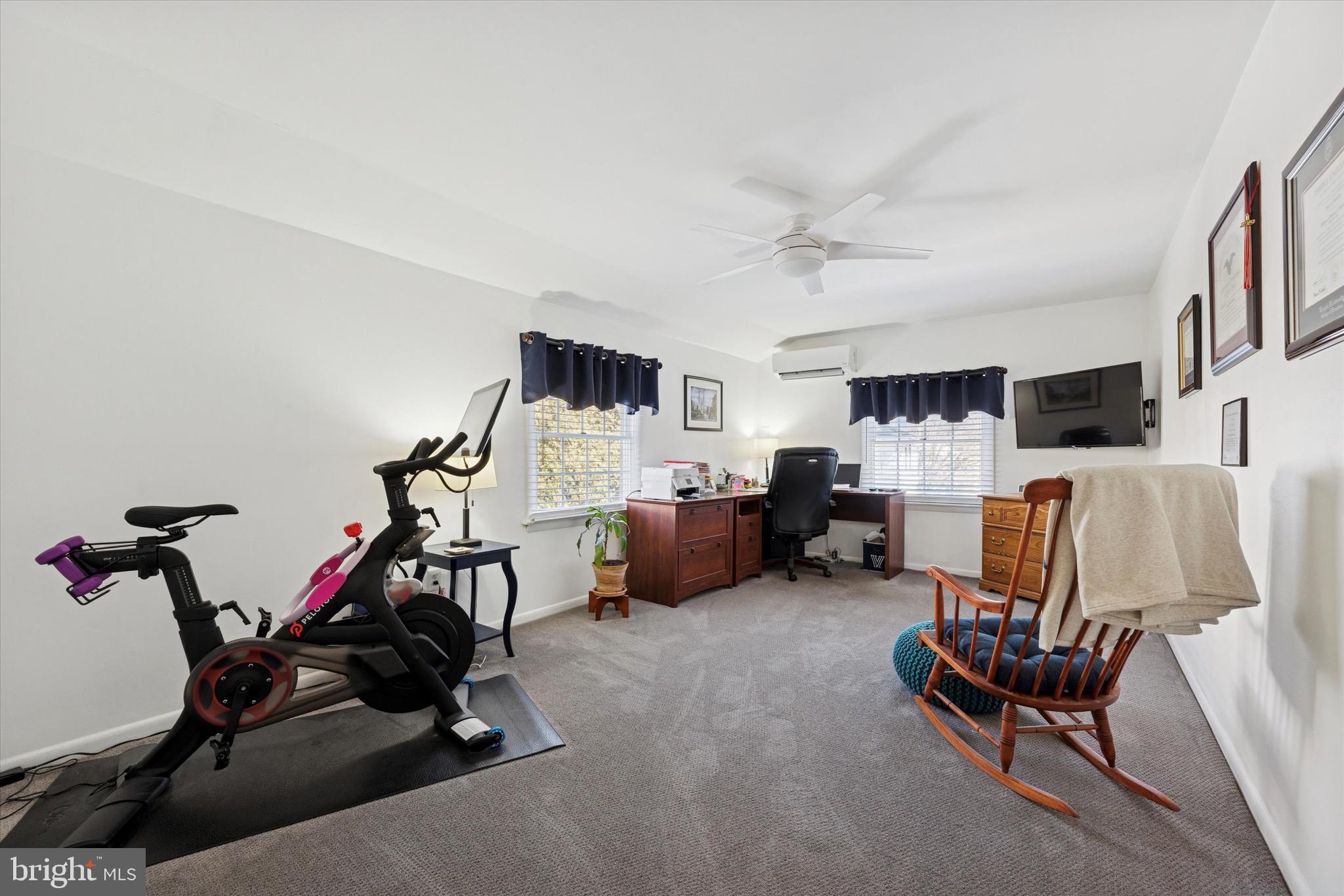 147 Snyder Lane Springfield, PA 19064 - Photo 20 of 42 Fifth bedroom