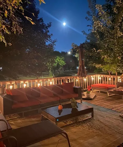 $415,000 | 352 Danbury Drive, Naperville, IL 60565