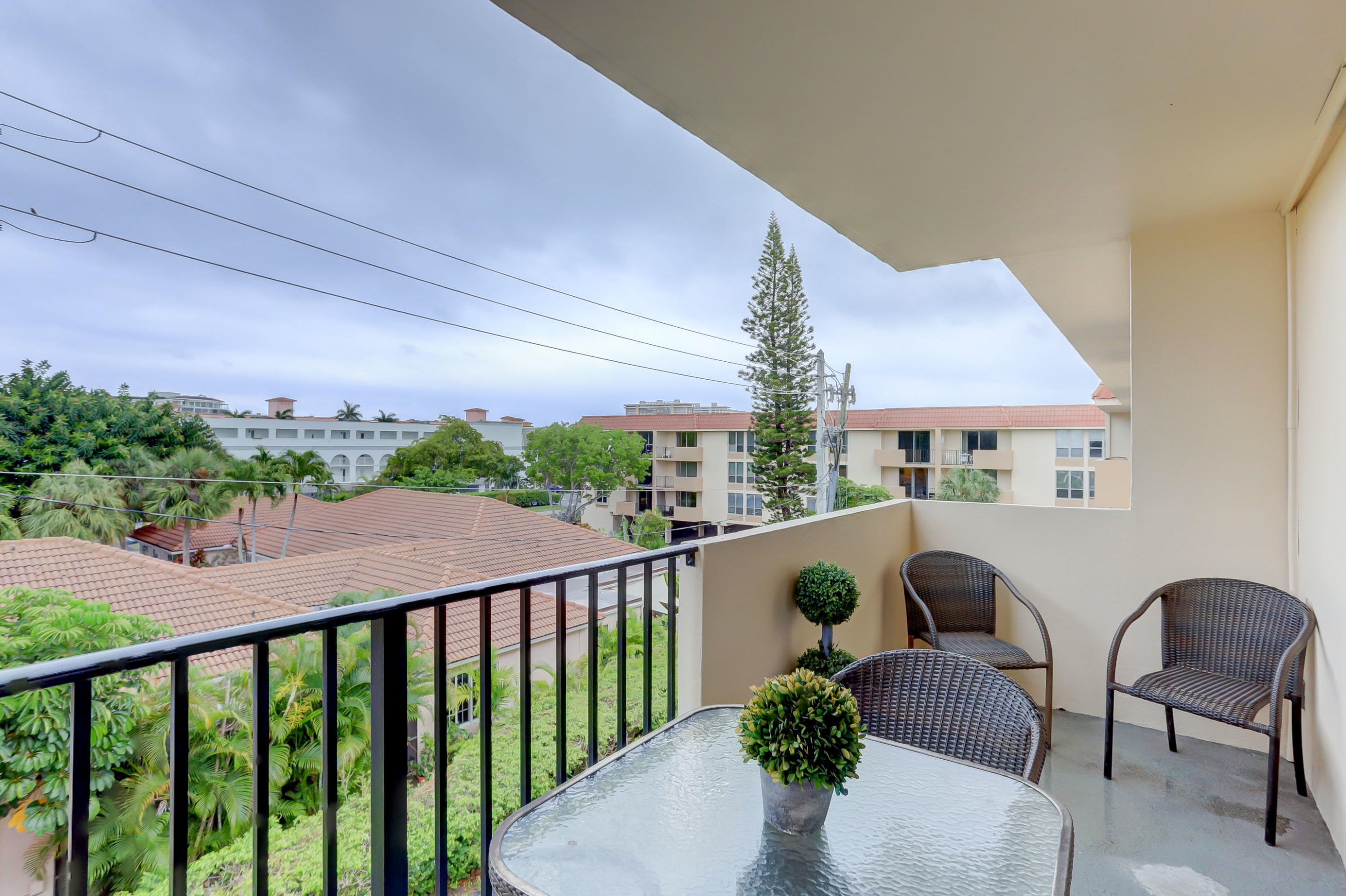 1000 Spanish River Road, Unit 4J Boca Raton, FL 33432 - Photo 12 of 14 Scaffidi-balcony