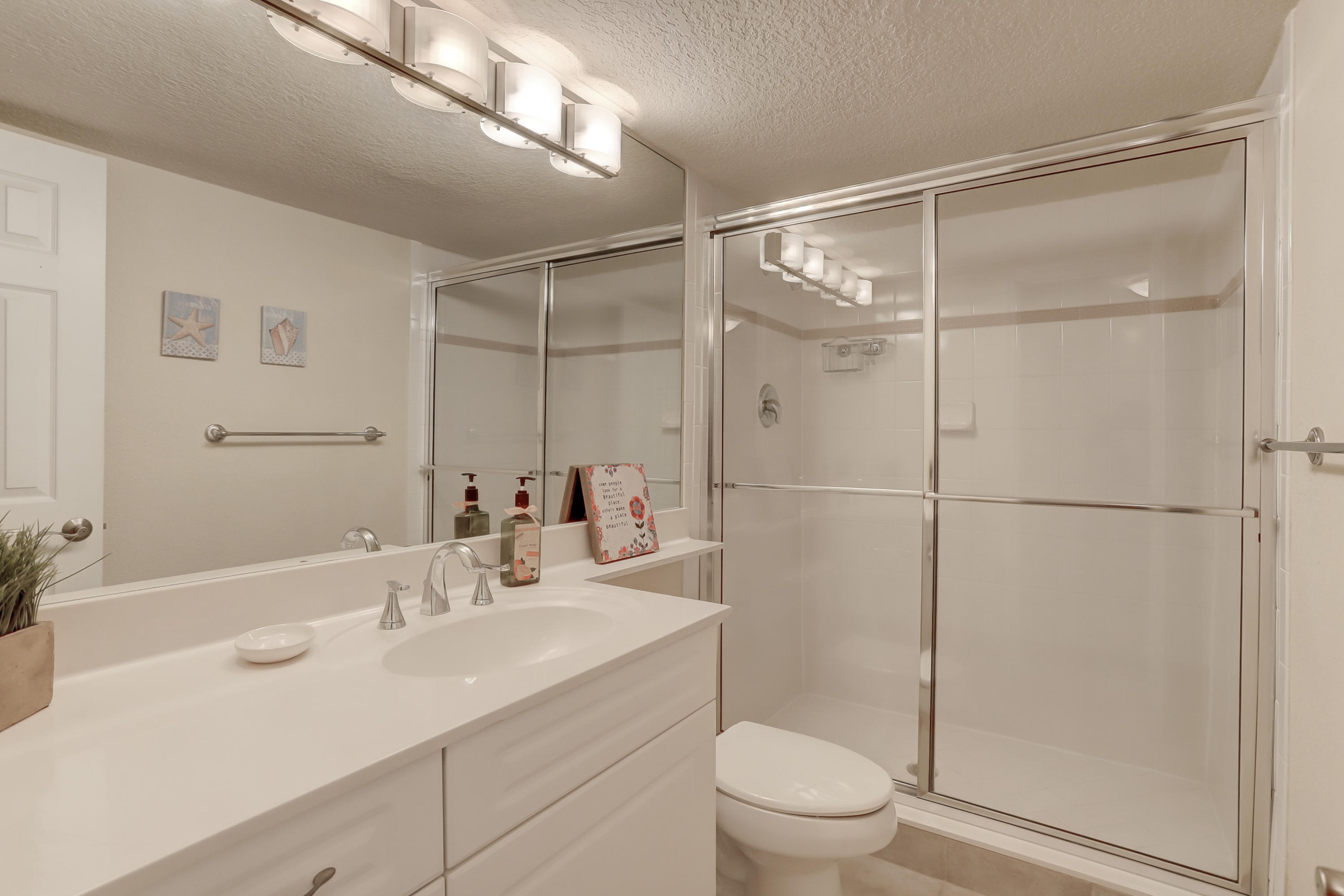 1000 Spanish River Road, Unit 4J Boca Raton, FL 33432 - Photo 9 of 14 Scaffidi-master bathroom