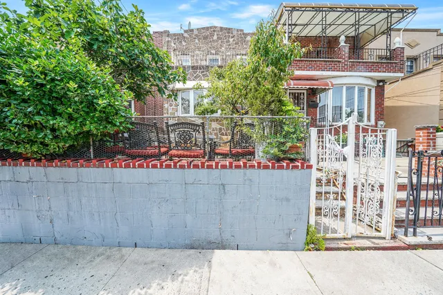 $1,399,000 | 21-68 37th Street | Astoria