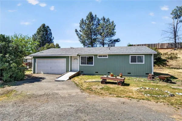 $295,000 | 2888 Meadow Creek Road, Clearlake Oaks, CA 95423