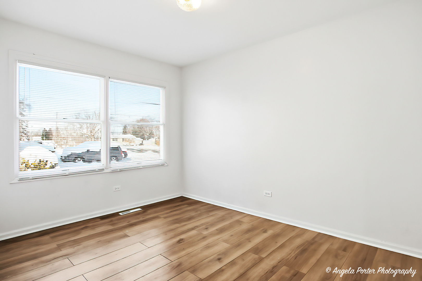 829 Washington Street, Unit 1 Woodstock, IL 60098 - Photo 12 of 16