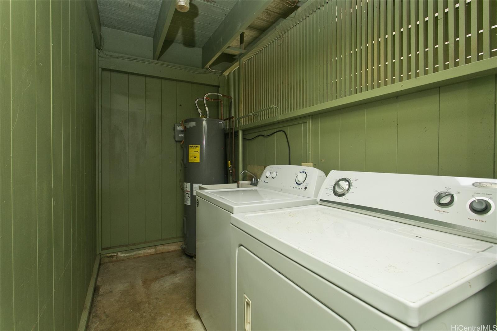 1547 Ala Aolani Street Honolulu, HI 96819 - Photo 17 of 24