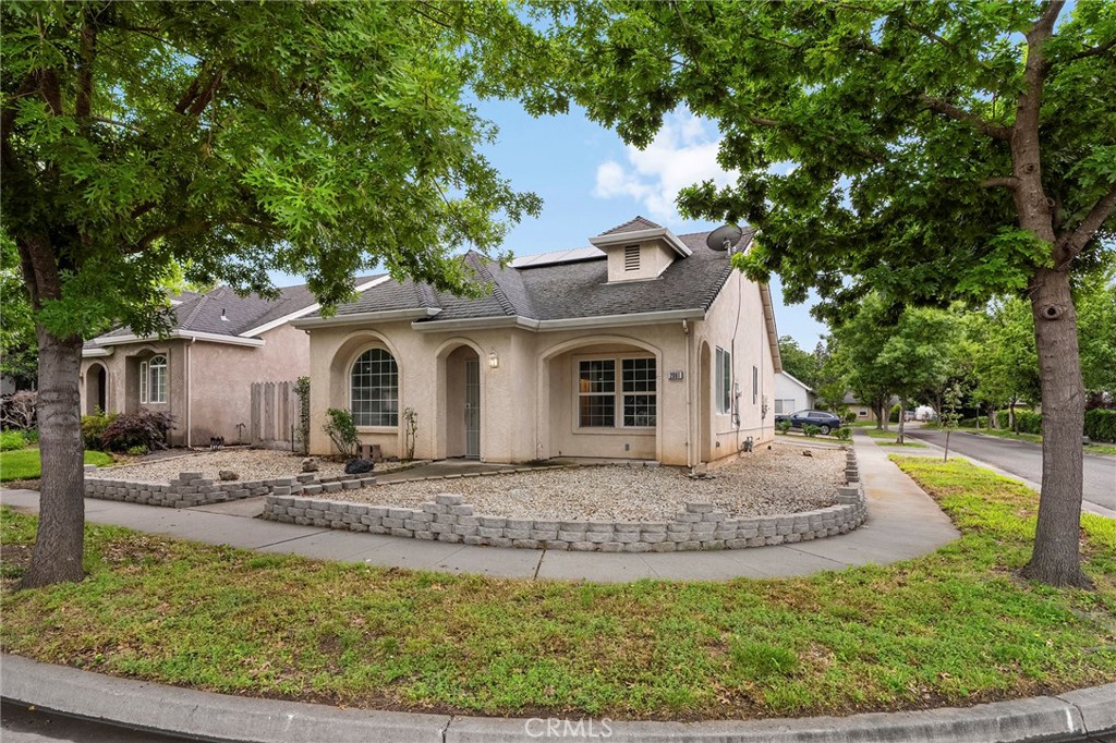 2061 Rochester Drive Chico, CA 95928 - Photo 3 of 39