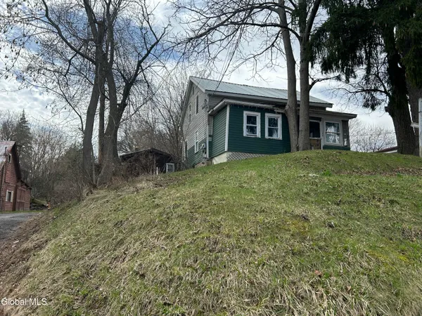$69,000 | 24 Algonkin Street, Ticonderoga, NY 12883