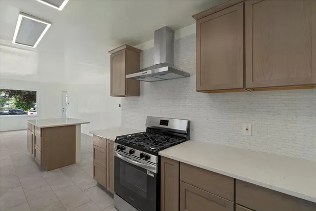 $325,000 | 7205 41st Avenue, Kenosha, WI 53142