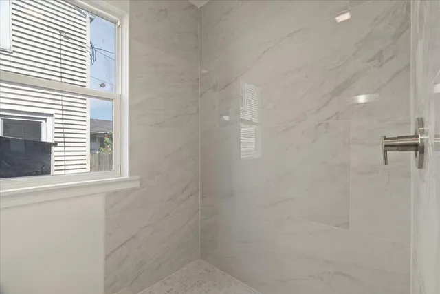 $325,000 | 7205 41st Avenue, Kenosha, WI 53142