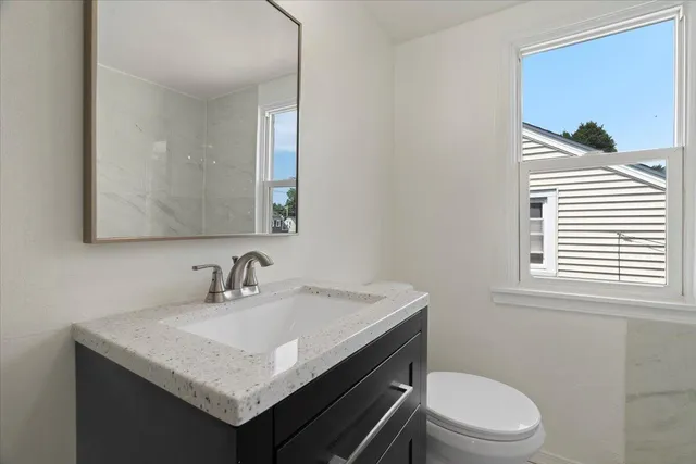 $325,000 | 7205 41st Avenue, Kenosha, WI 53142