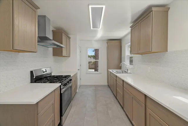 $325,000 | 7205 41st Avenue, Kenosha, WI 53142