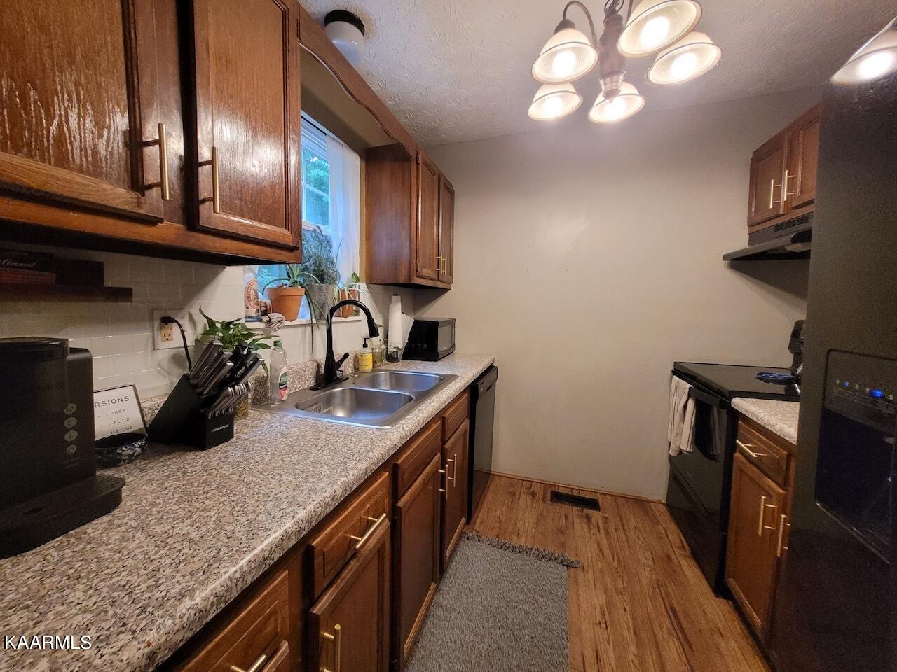 701 Deer Cove Road Greenback, TN 37742 - Photo 6 of 14 Kitchen