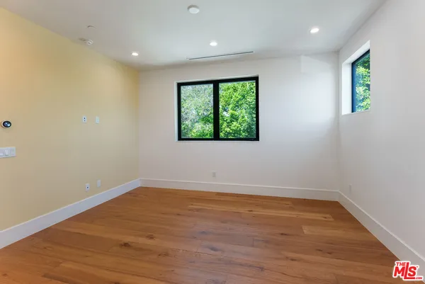 $40,000 | 382 Aderno Way, Pacific Palisades, CA 90272