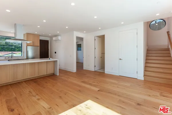 $40,000 | 382 Aderno Way, Pacific Palisades, CA 90272