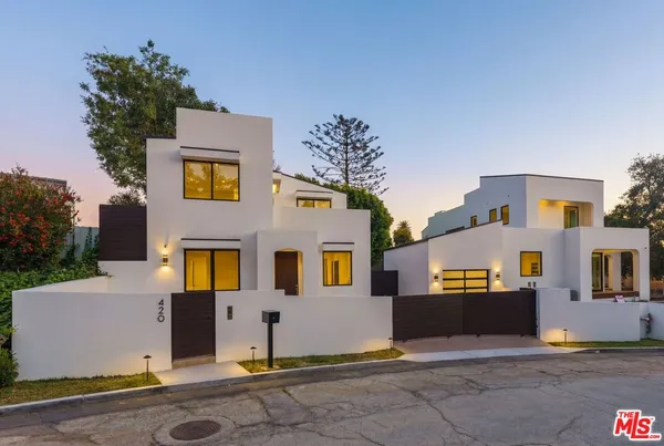 $40,000 | 382 Aderno Way, Pacific Palisades, CA 90272