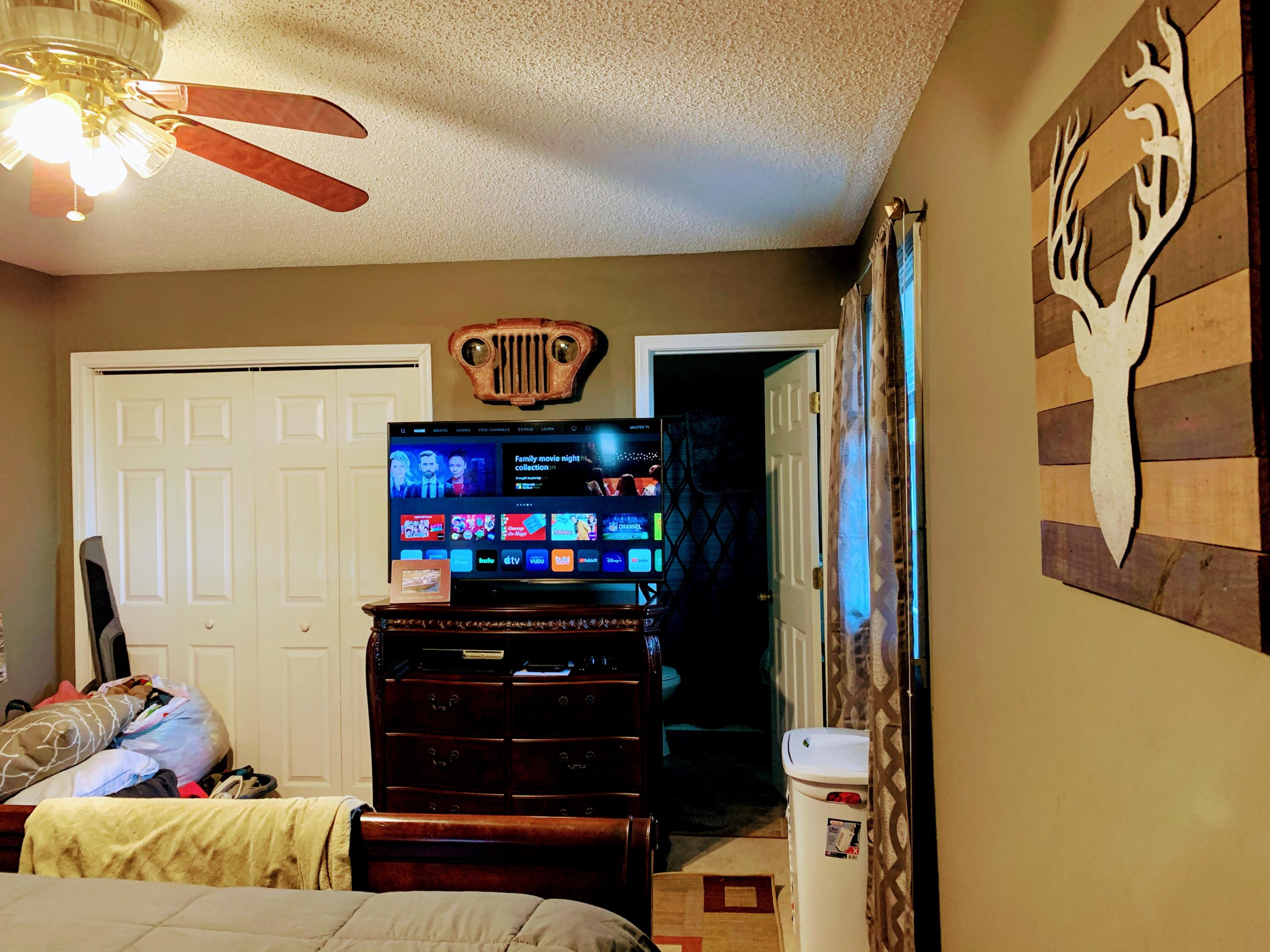 845 Links Mill Road Greeneville, TN 37743 - Photo 20 of 27 Master bedroom with master bath and 2nd