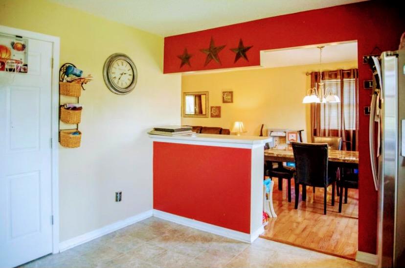 845 Links Mill Road Greeneville, TN 37743 - Photo 10 of 27 Kitchen bar