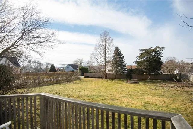 $2,000 | 281 Wolcott Avenue, Middletown, RI 02842