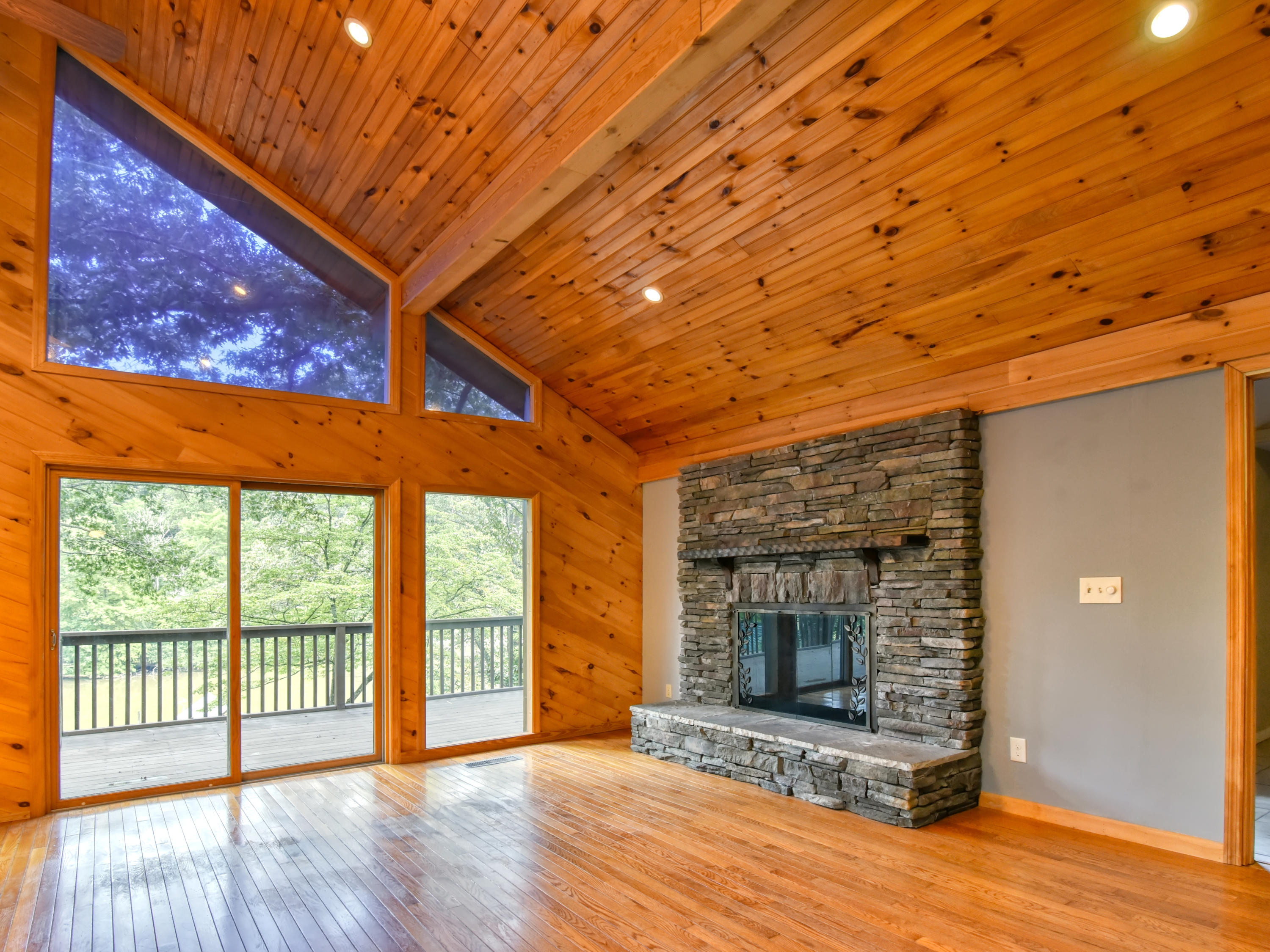 3238 Devault Road Louisville, TN 37777 - Photo 12 of 30 3238 Devault