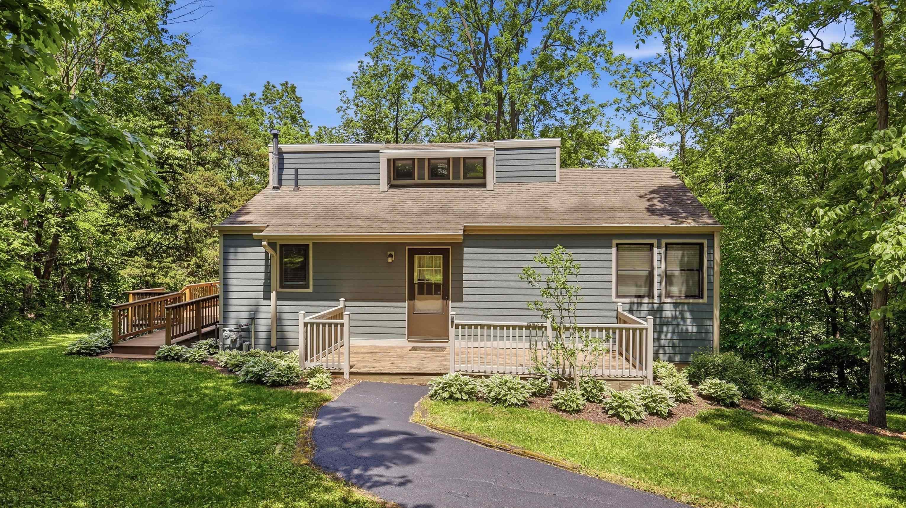 320 West Wachter Road Galena, IL 61036 - Photo 1 of 43