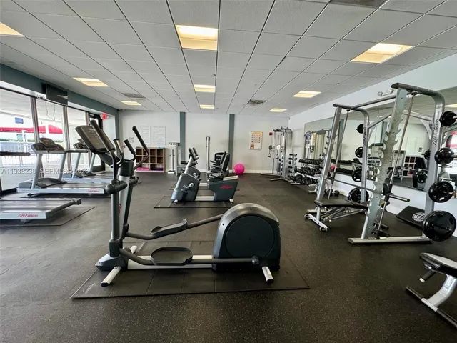 $2,950 | 3675 North Country Club Drive, Unit 2404, Aventura, FL 33180