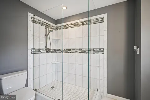 $424,900 | 111 Wagonwheel Court, Marlton, NJ 08053