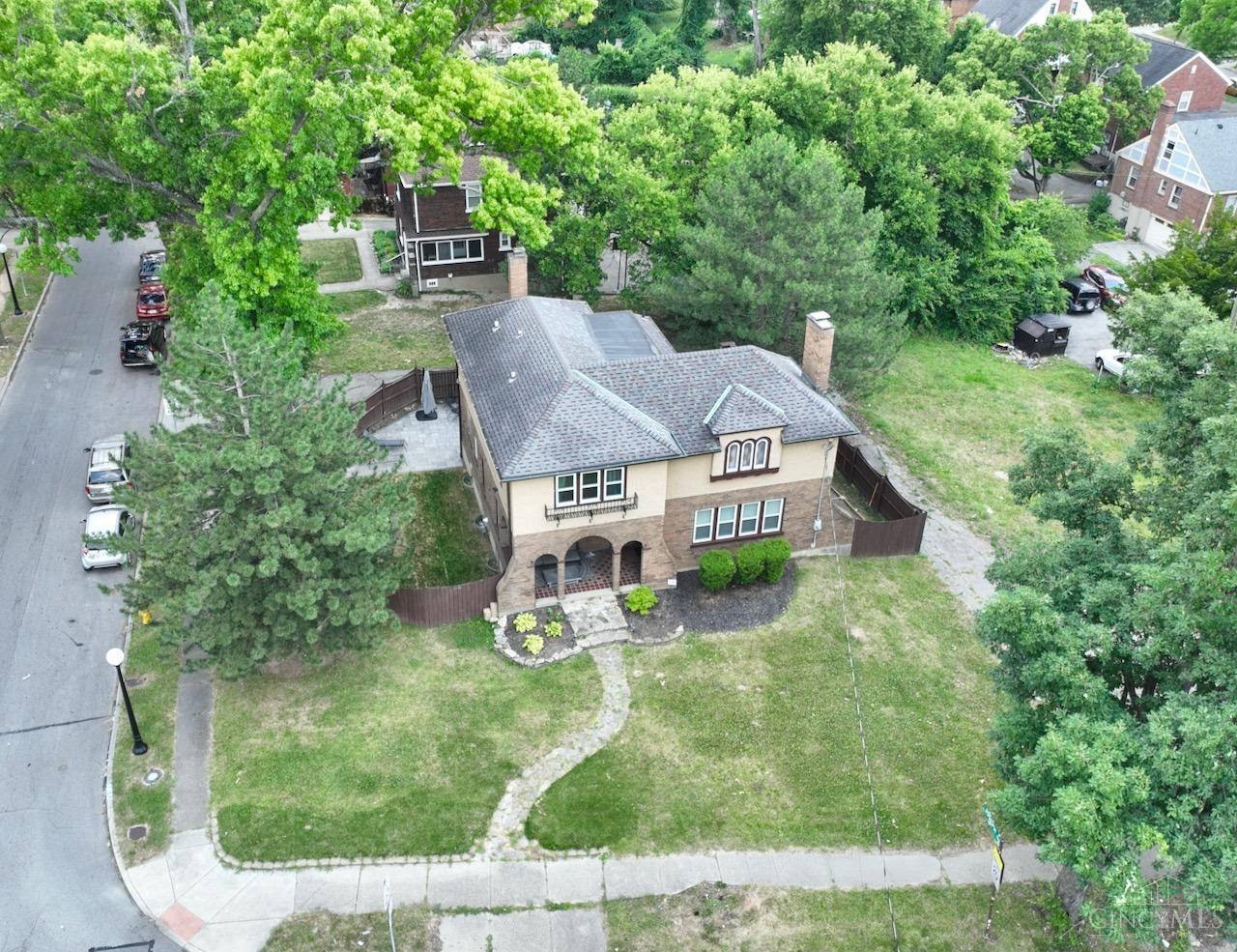 4788 Reading Road Cincinnati, OH 45237 - Photo 3 of 45
