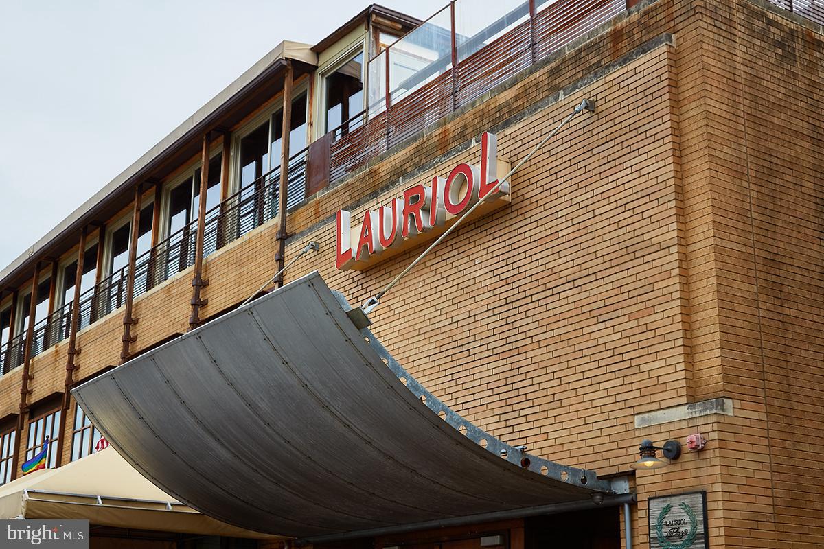 1913 Kalorama Place Northwest, Unit 13 Washington, DC 20009 - Photo 32 of 33 a view of an buildings from a balcony